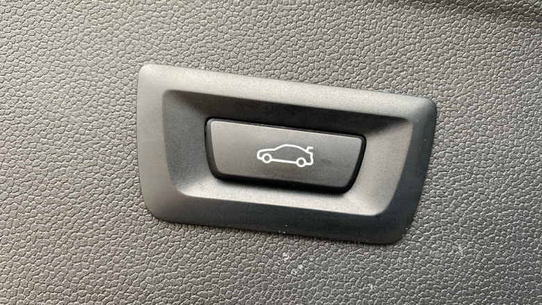 BMW iX 240kW xDrive40 M Sport Edition 76.6kWh 5dr Auto Electric Estate